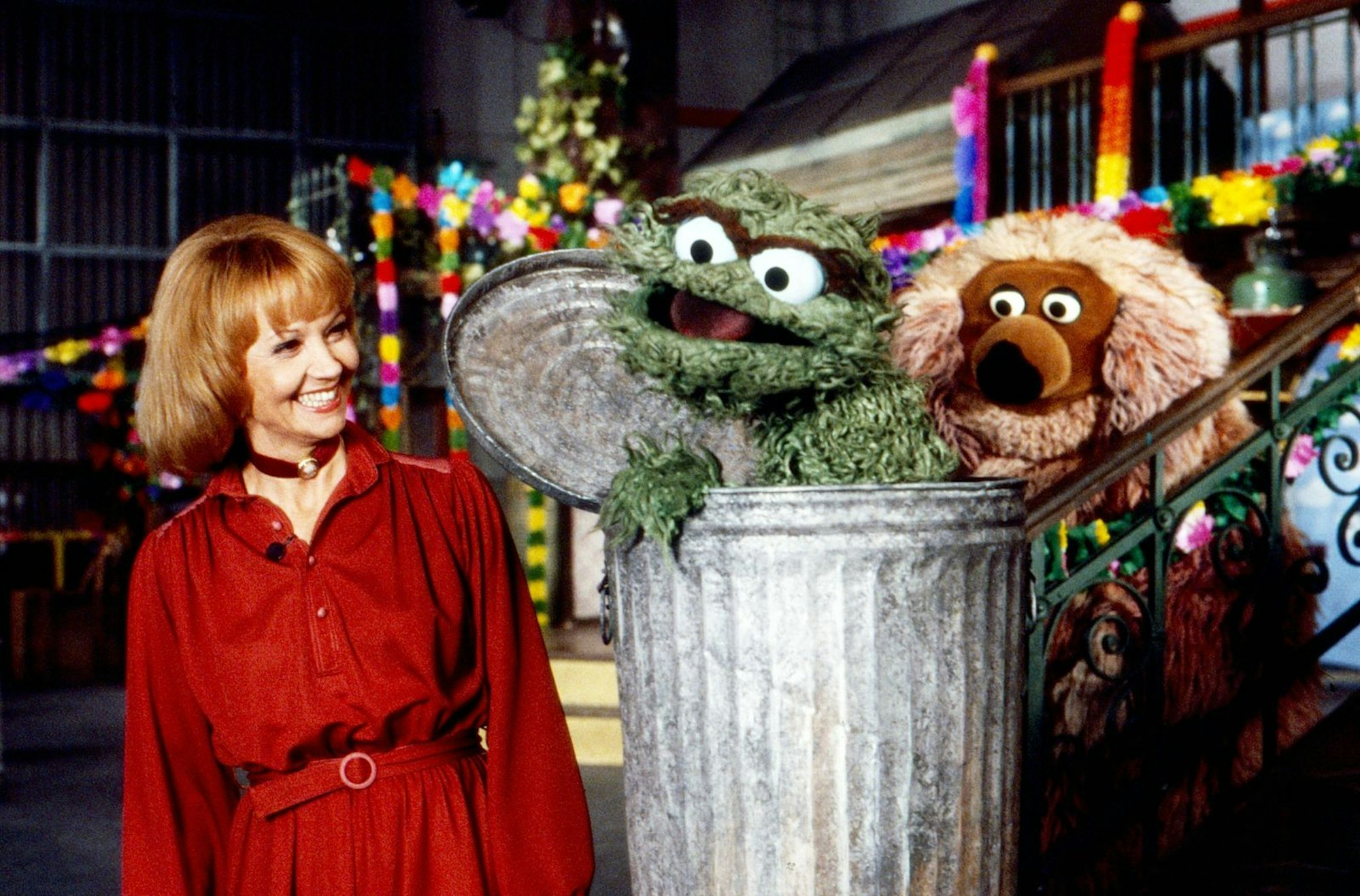 Von 1978 bis 1985 gehörte Liselotte Pulver zur Stammbesetzung der Kindersendung „Sesamstraße“. (Bild: IMAGO / United Archives)