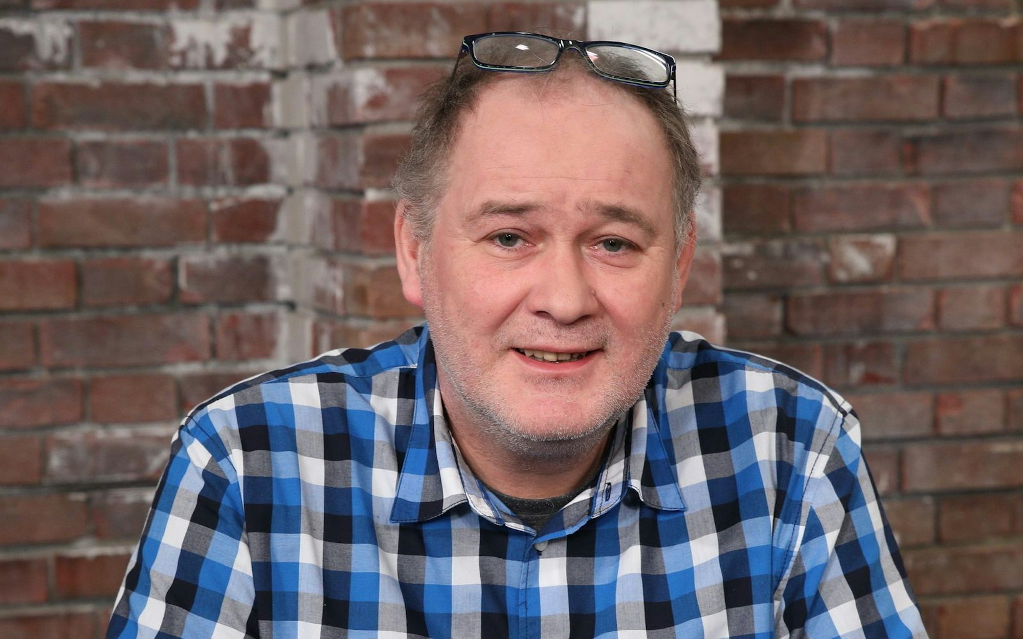 „Bares für Rares“-Händer Walter „Waldi“ Lehnertz ist bereits seit zwölf Jahren Teil der ZDF-Trödelshow. (Bild: ZDF/Frank Hempel)