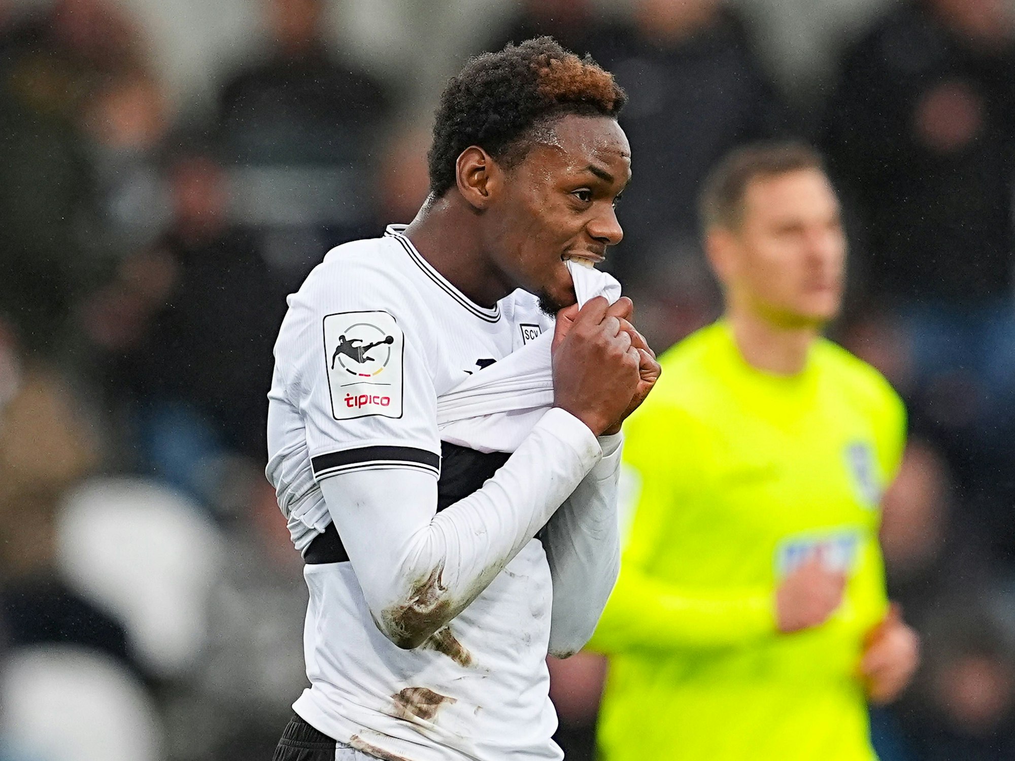 Chilohem Onuoha im Trikot des SC Verl