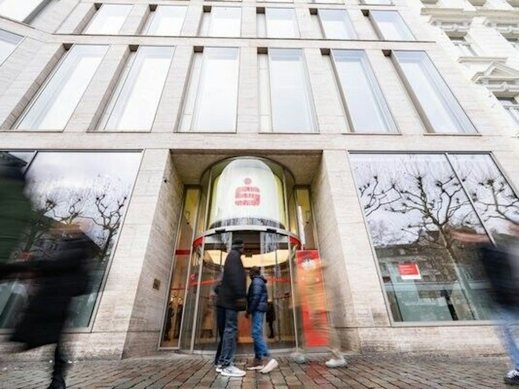 Eingang der Bonner Sparkasse.