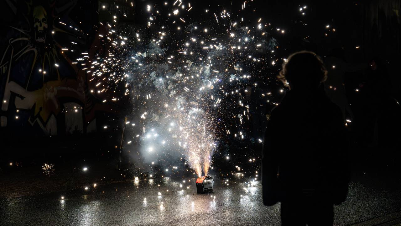 Ein fünf Jahre alter Junge ist an Neujahr kurz nach Mitternacht im Landkreis Vechta von einem Auto erfasst worden und starb (Symbolbild).