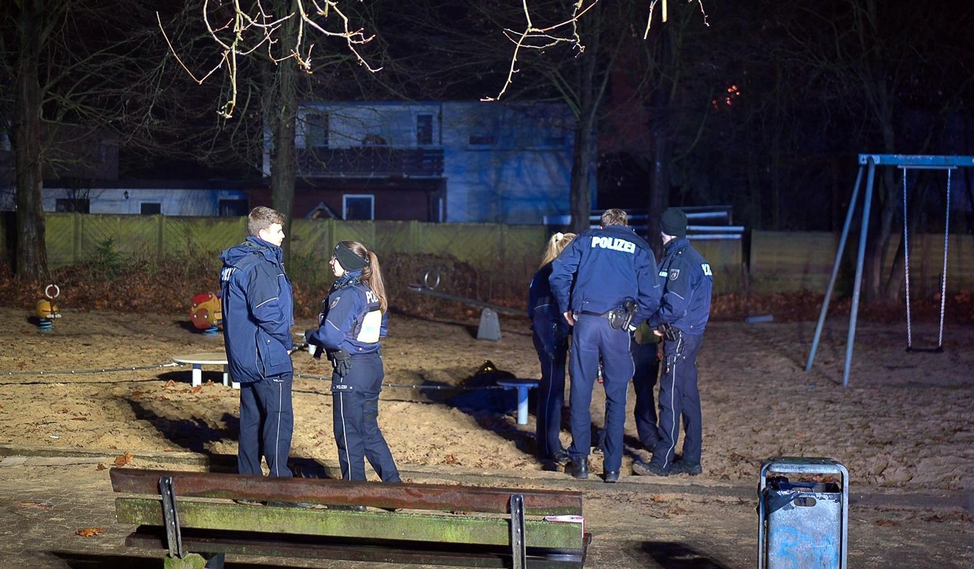 Die Polizei wurde auf einen Spielplatz gerufen und musste sogar Pfefferspray einsetzen