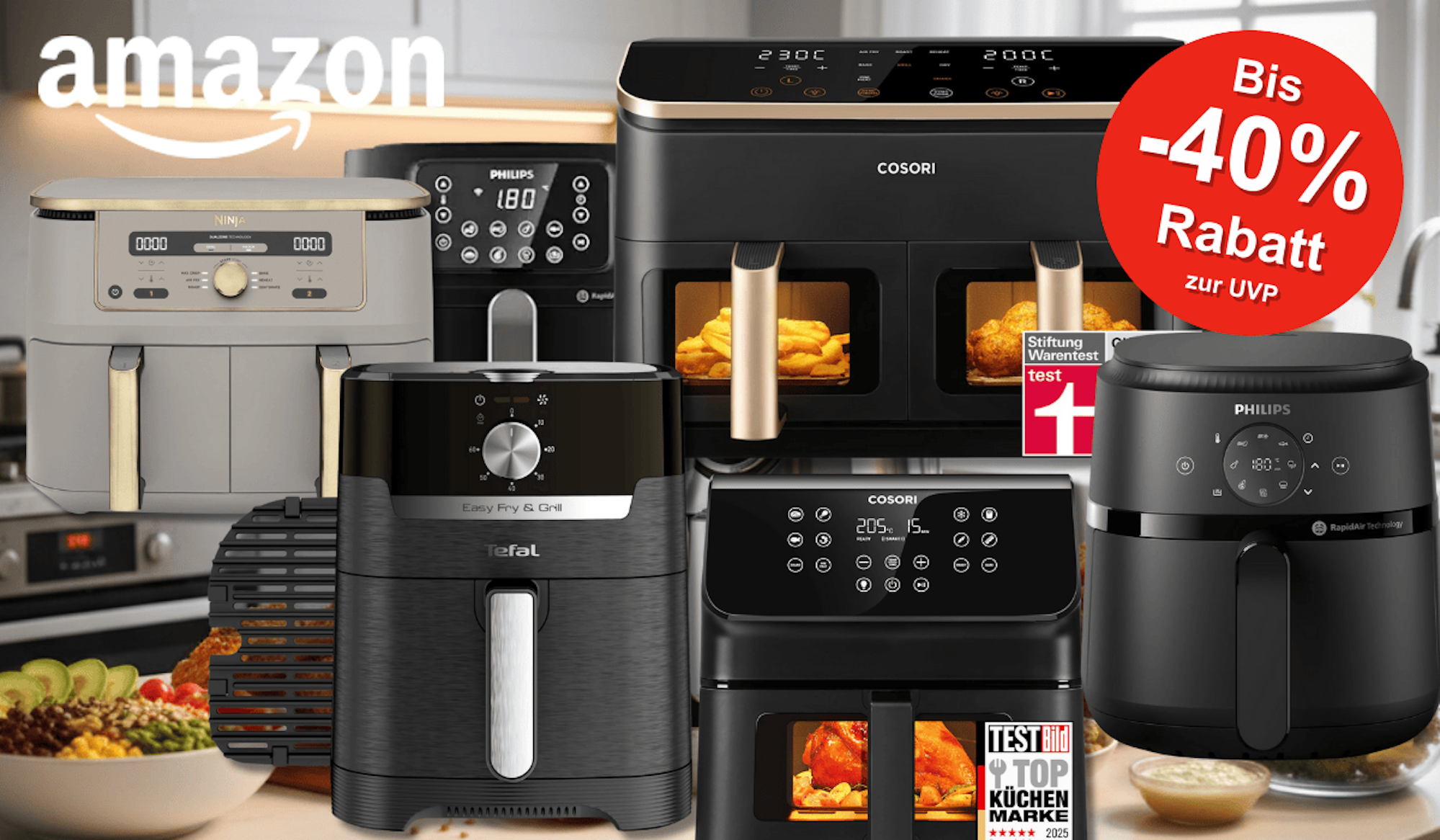 Verschiedene Airfryer von Cosori, Tefal, Ninja und Philips vor einem Küchen Hintergrund.