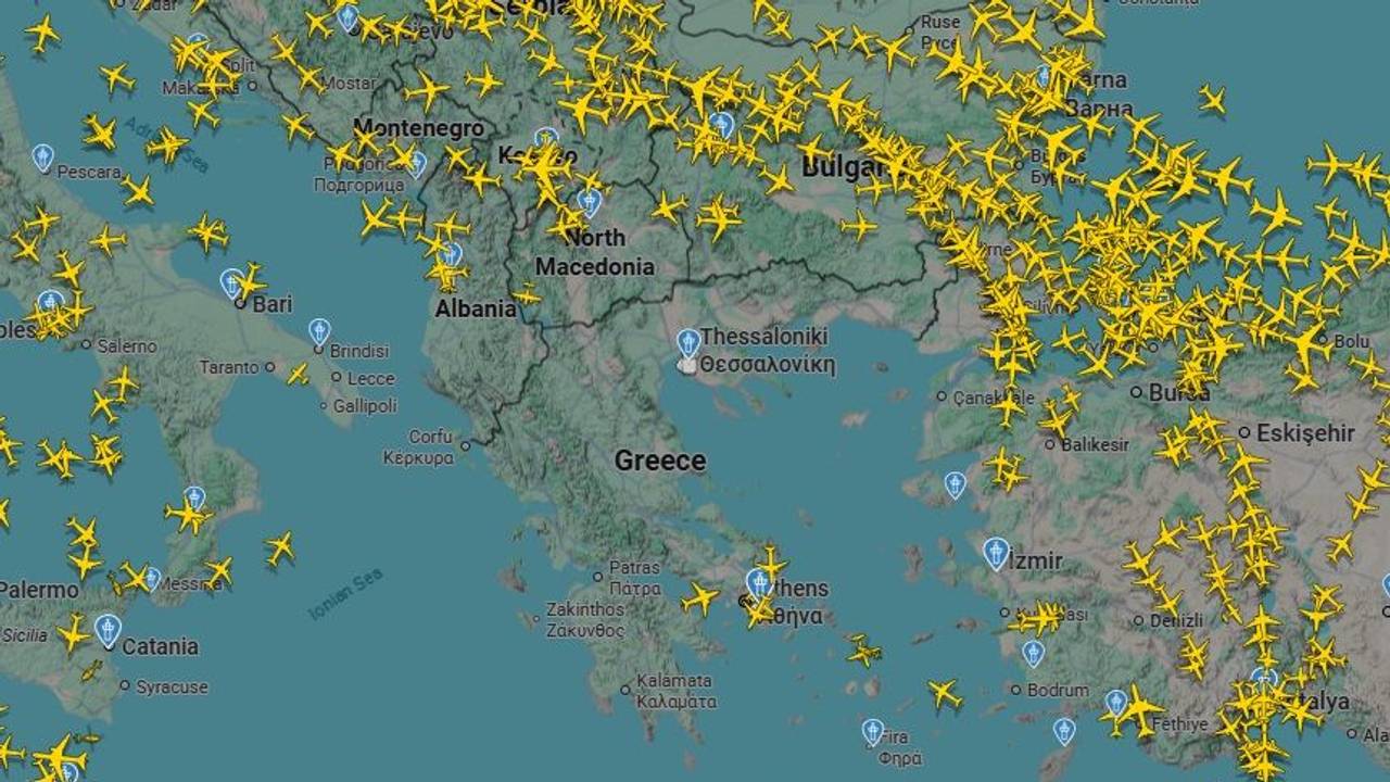 Über Griechenland ist kein Flieger unterwegs.