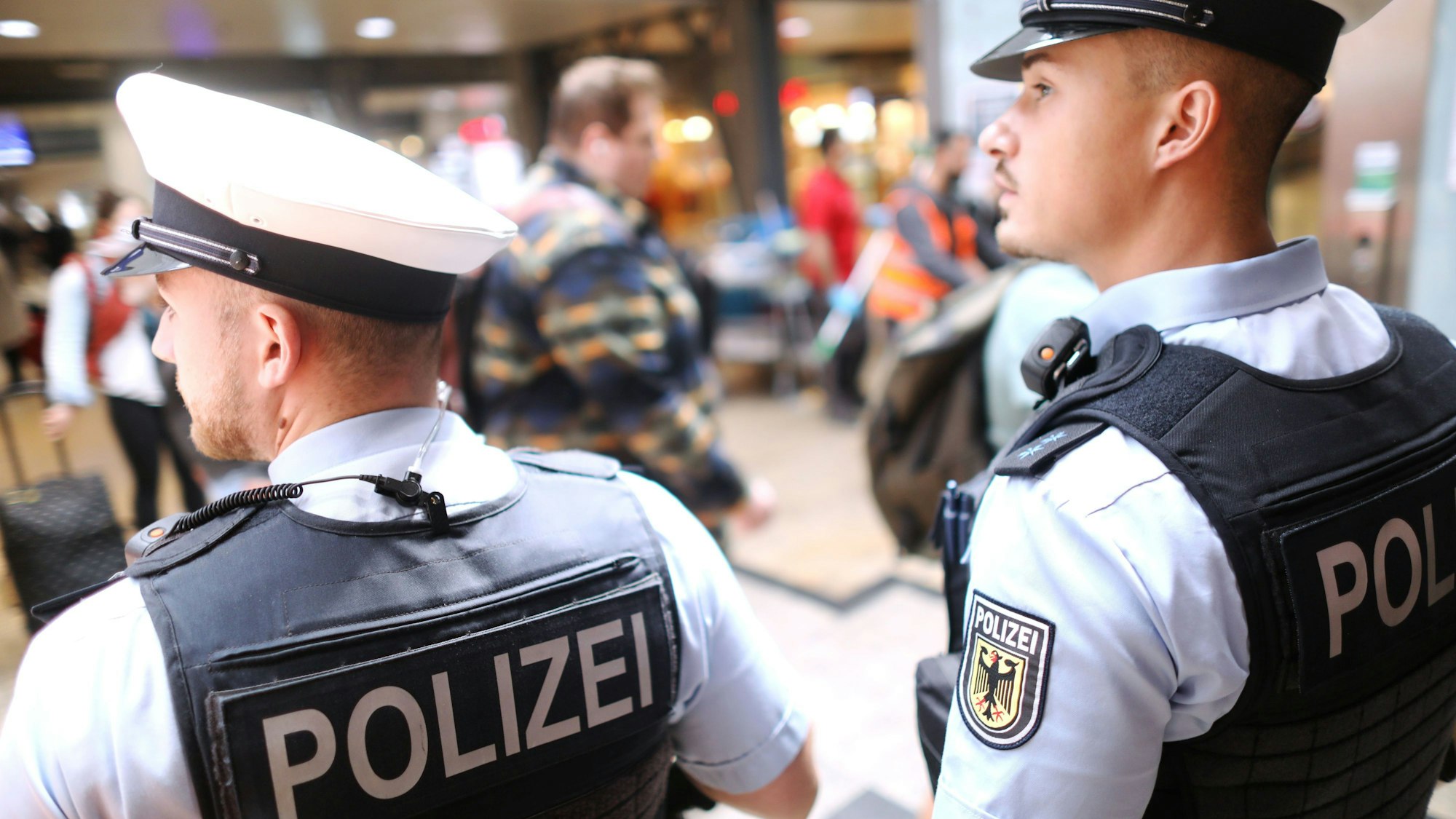 Einsatzkräfte der Bundespolizei am Kölner Hauptbahnhof (Archivfoto)