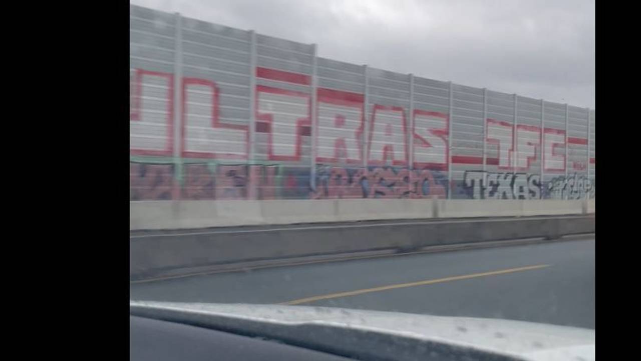 Ein Graffiti an der Leverkusener Brücke