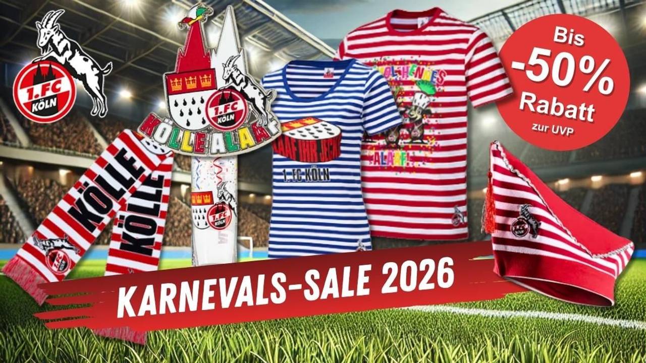 Verschiedene Karnevals Artikel wie T-Shirts, Gläser, Krätzchen, Orden und Schals aus dem FC-Fanshop vor einem Stadion im Hintergrund mit Tribünen und grünen Rasen.