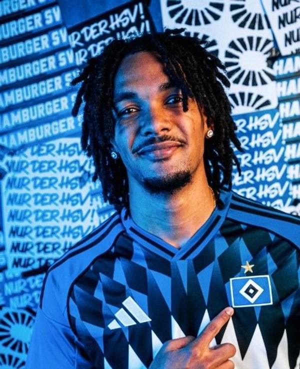 Damon Downs wurde im Trikot des Hamburger SV offiziell vorgestellt.