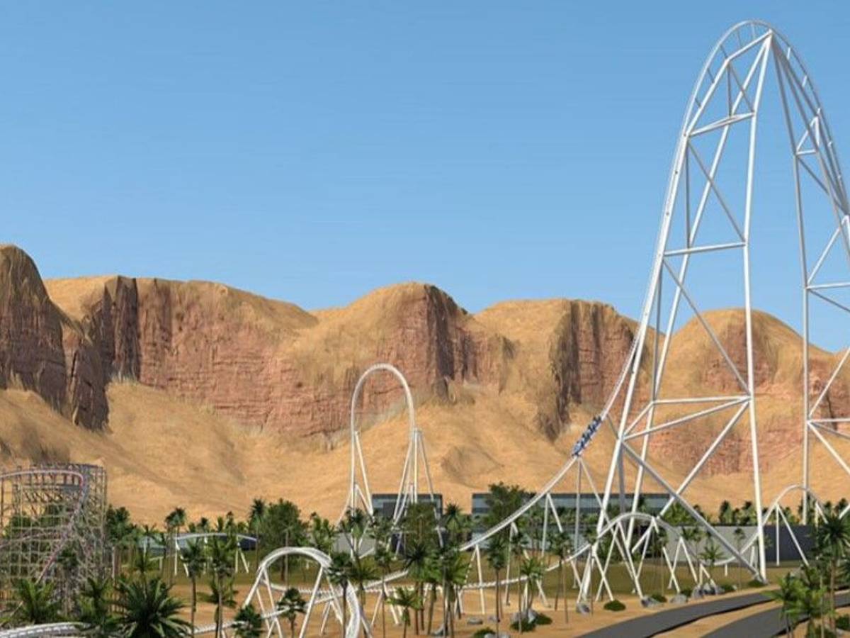 Die schnellste Achterbahn der Welt, „Falcons Flight“, in Saudi-Arabien.