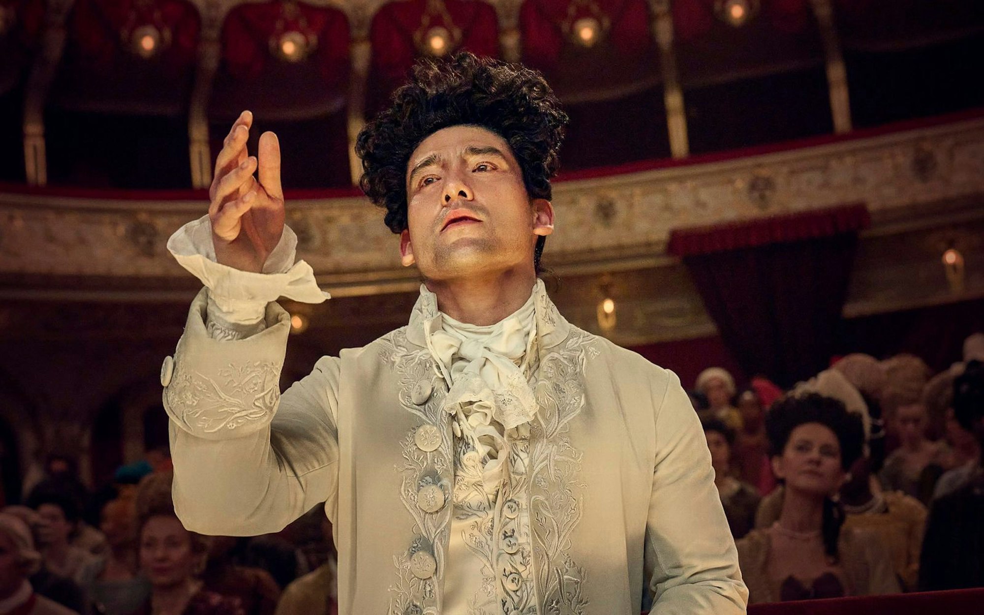 Talent als enorme Last: Will Sharpe spielt Mozart in der Sky-Serie „Amadeus“. (Bild: Sky UK Ltd)