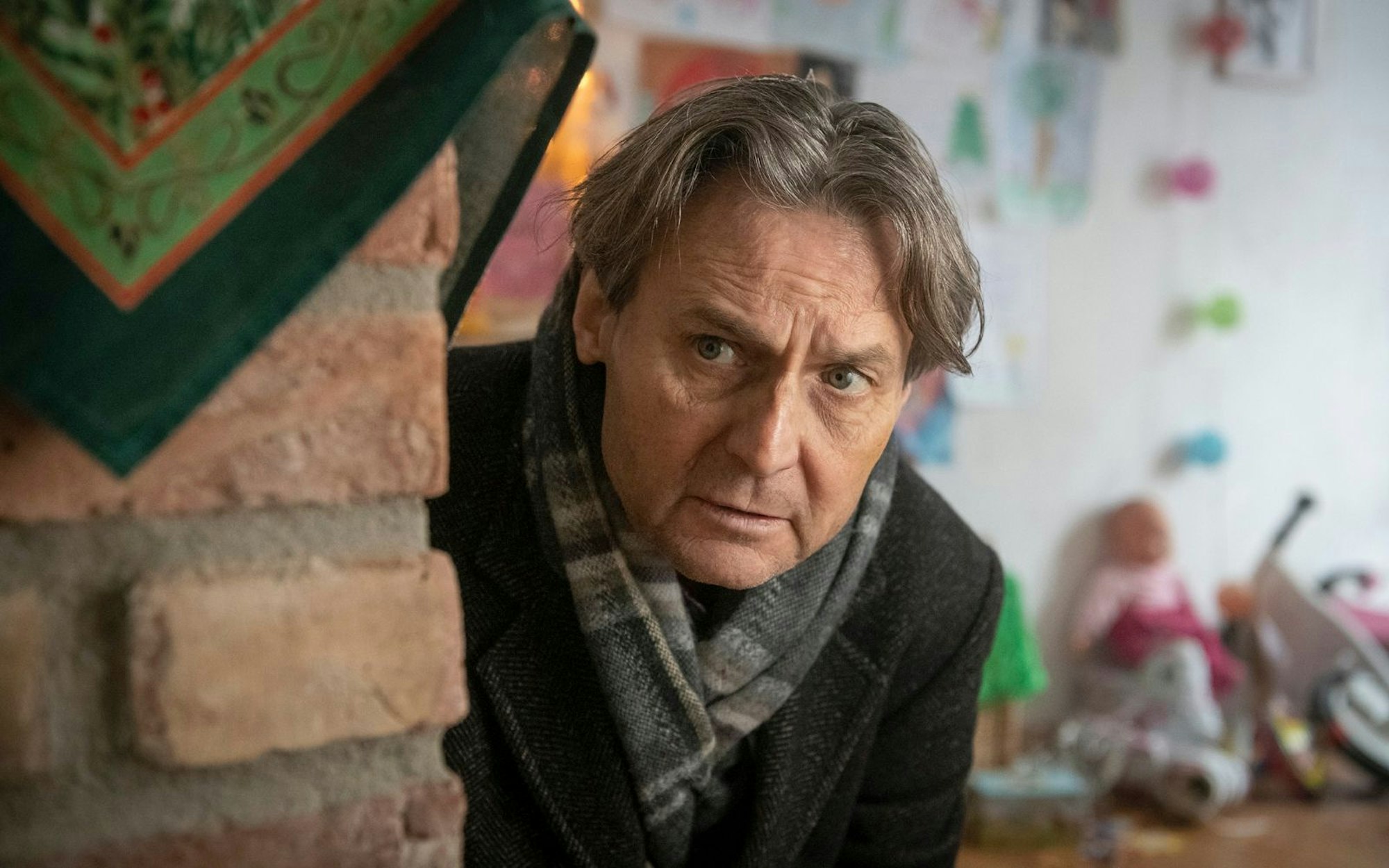 Joachim Gerner (Wolfgang Bahro) ist auf dem Papier zwar ein unsympathischer Charakter. Er gilt als Antagonist, ist aber ein Publikumsliebling bei den „GZSZ“-Fans. Warum das so ist, weiß Bahro. (Bild: RTL / Oliver Ziebe)