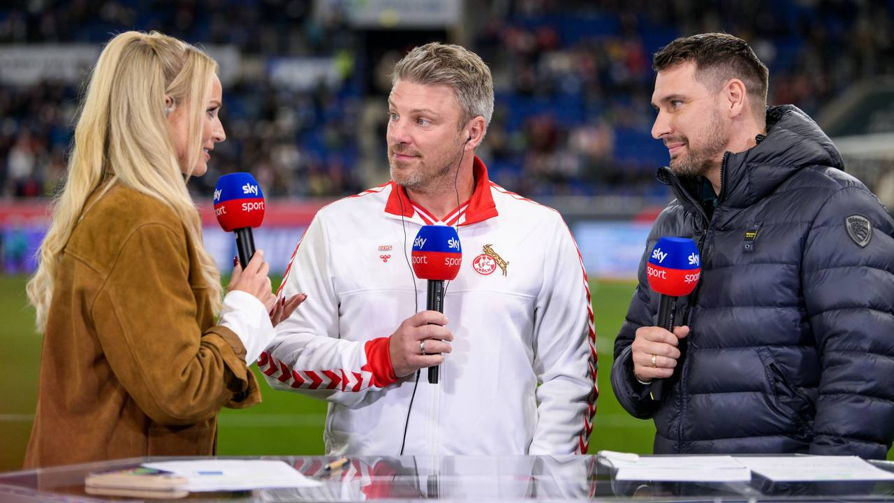 Patrick Helmes, Lukas Kwasniok und Katharina Kleinfeldt analysieren das Spiel.