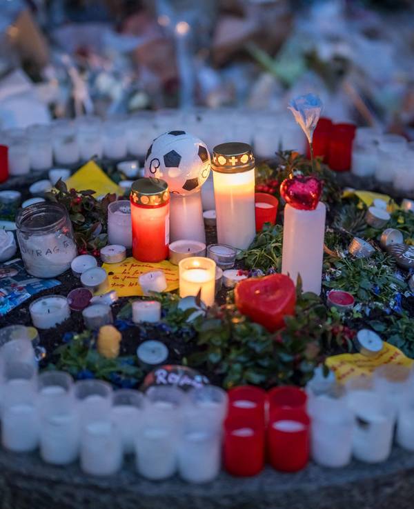 Die Schweiz gedenkt der Opfer der Feuer-Katastrophe von Crans-Montana.