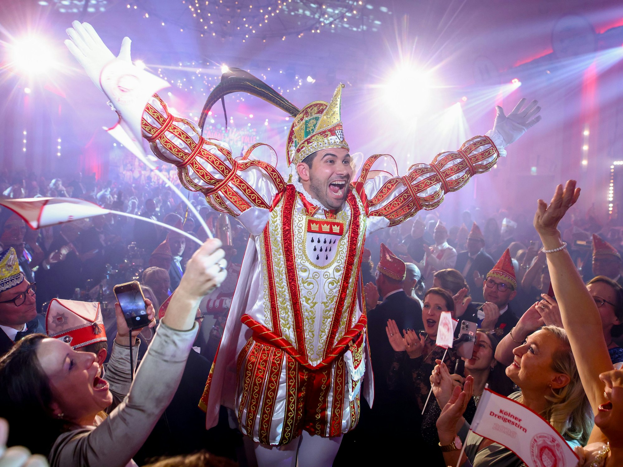 Prinz Niklas beim Einzug in den Gürzenich.