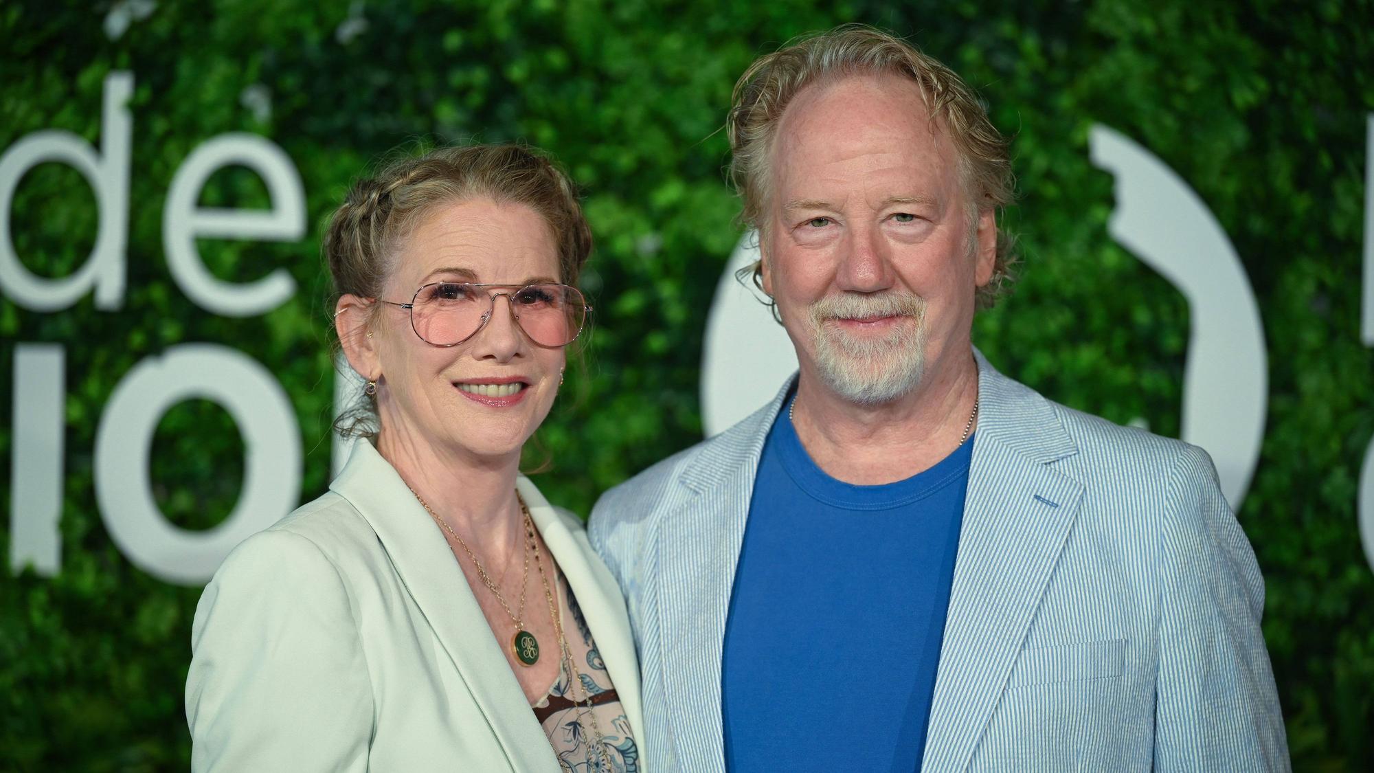 Timothy Busfield ist seit 2013 mit der „Unsere kleine Farm“-Schauspielerin Melissa Gilbert (l) verheiratet.