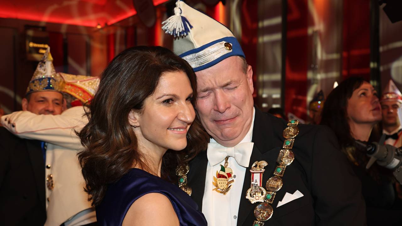 Christoph Kuckelkorn mit seiner Frau Katia bei der Proklamation.