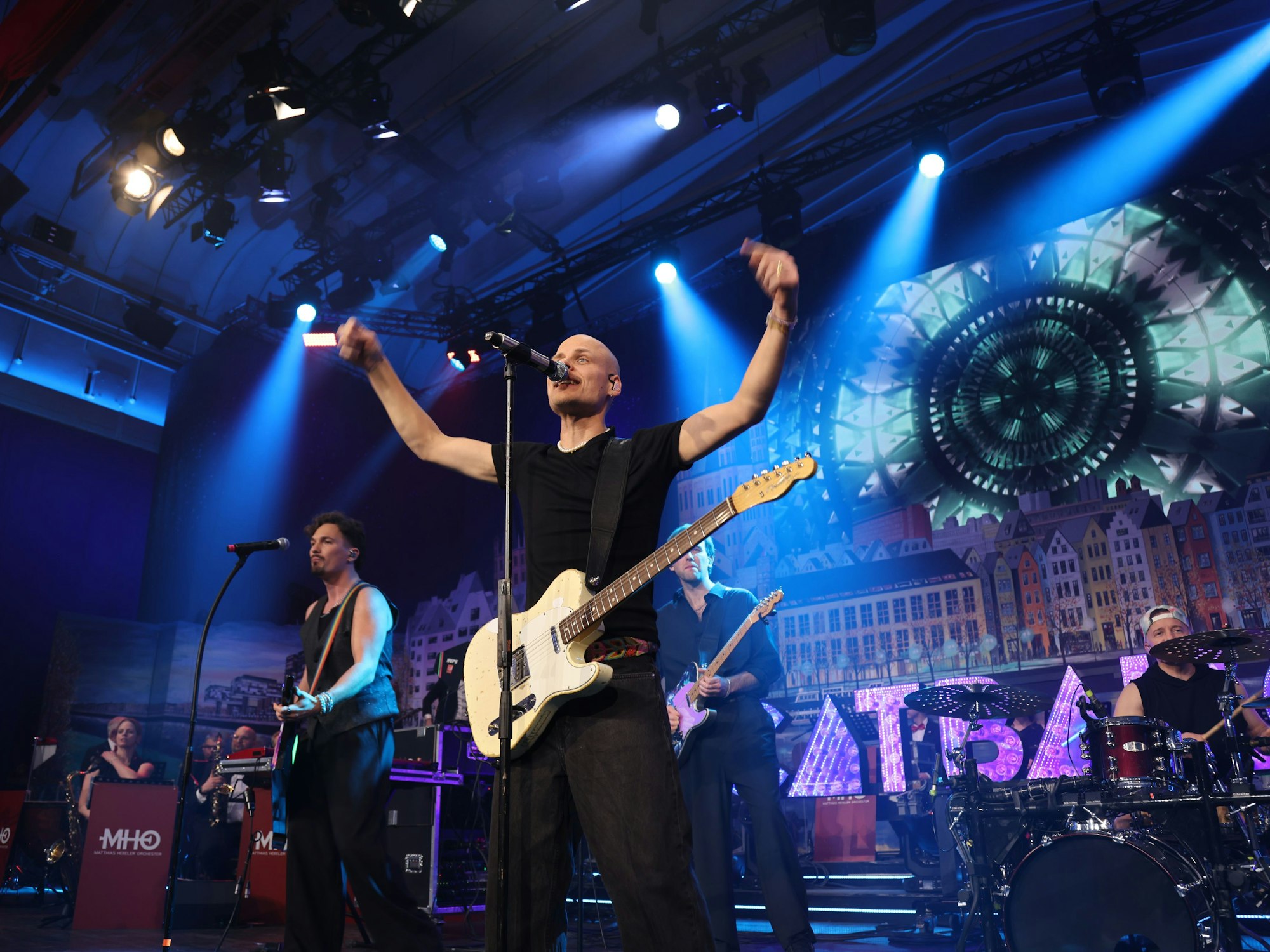 Cat Ballou beim Auftritt auf der Bühne.