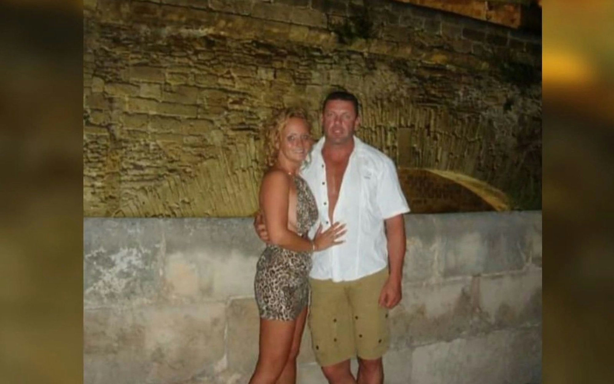 Die Robens' kurz nach dem Kennenlernen - in seinen Augen war sie damals dick. (Bild: RTL)