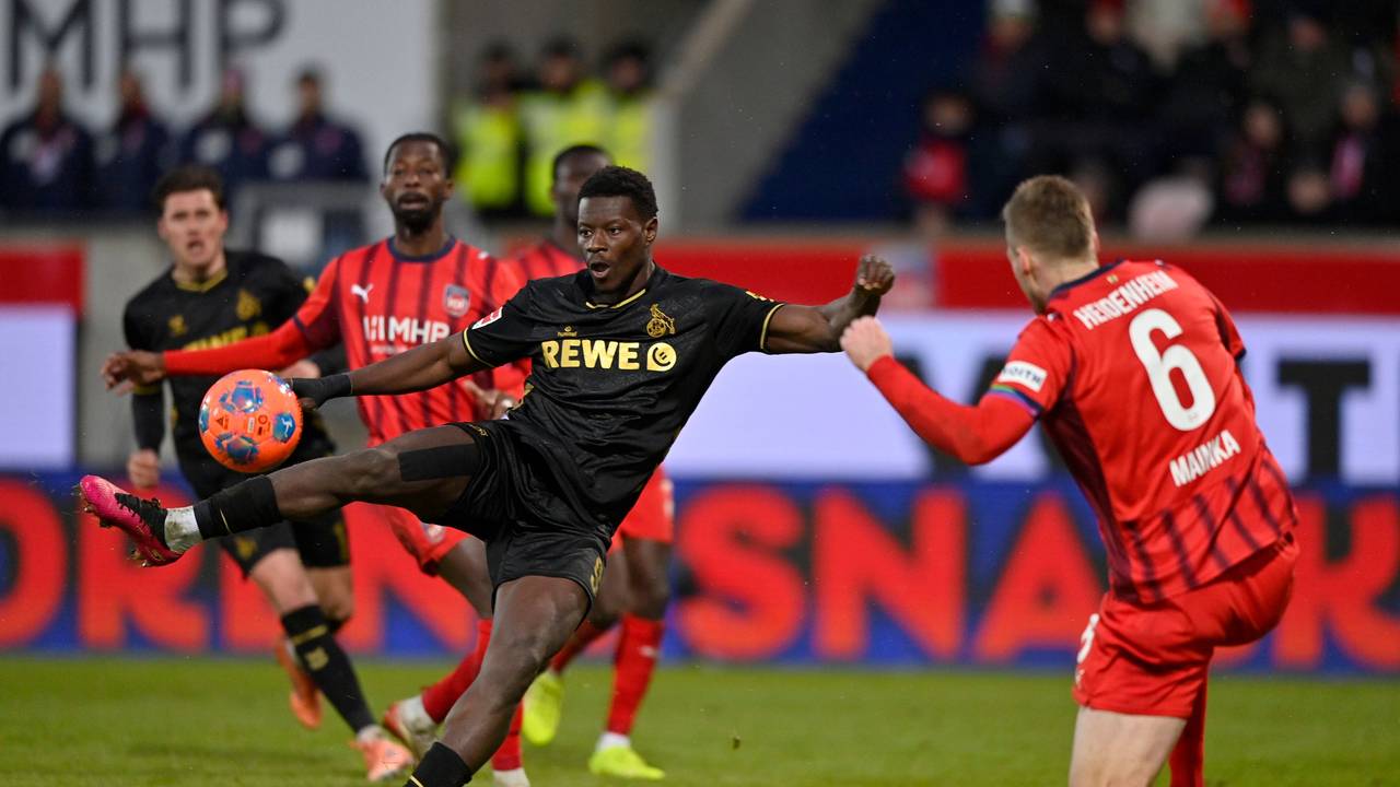 Ragnar Ache (1. FC Köln) hatte beim 1. FC Heidenheim am 10. Janaur 2026 große Gelegenheiten.