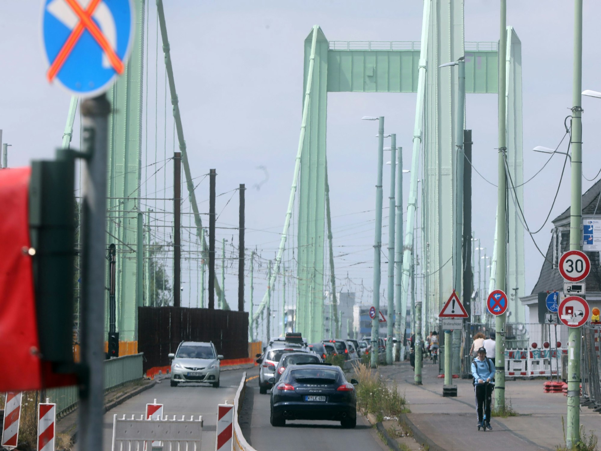 Die Mülheimer Brücke sorgt weiterhin für Zoff.