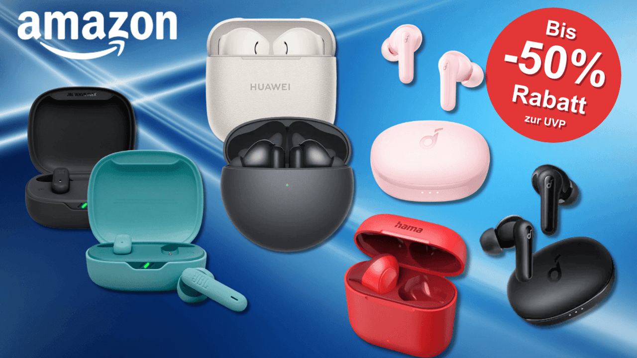 Verschiedene Kopfhörer von JBL, Huawei, Soundcore und Co. vor einem blauen Hintergrundbild.