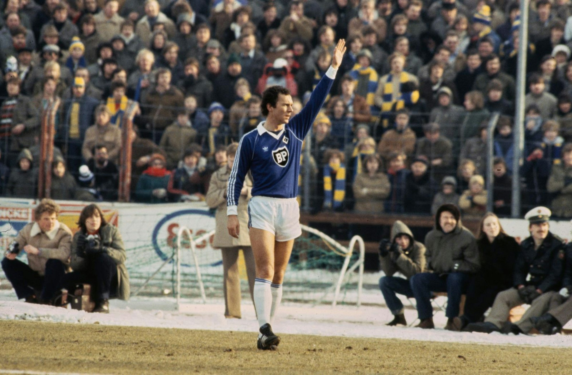 Dir aktive Karriere von Franz Beckenbauer endete in Deutschland beim Hamburger SV. (Bild: Broadview / Getty Images / Bongarts)