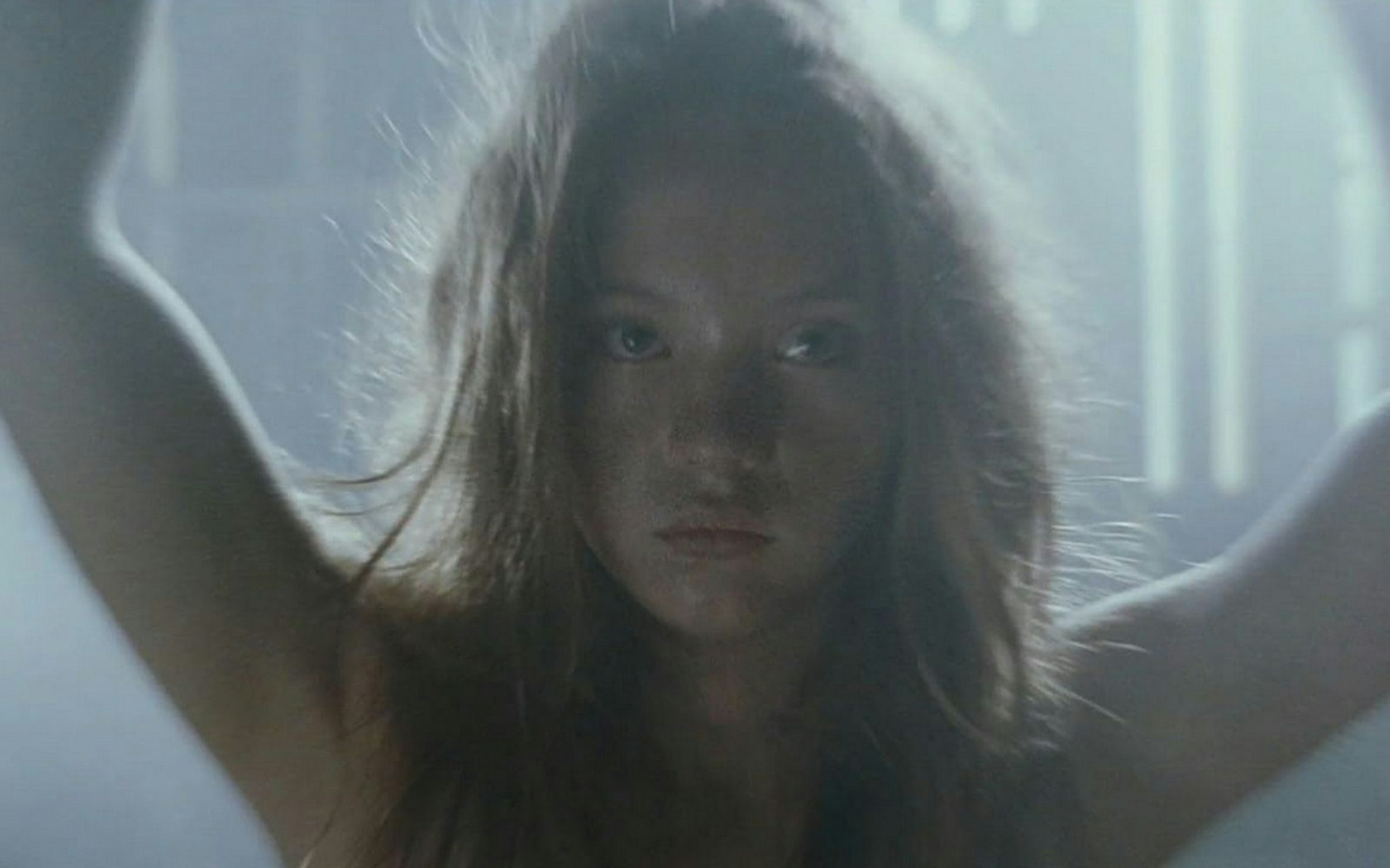 Im Horrorfilm „The Ward“ (Bild, 2010) von Regielegende John Carpenter spielte Sydney Sweeney eine kleine Rolle. (Bild: Concorde Filmverleih)