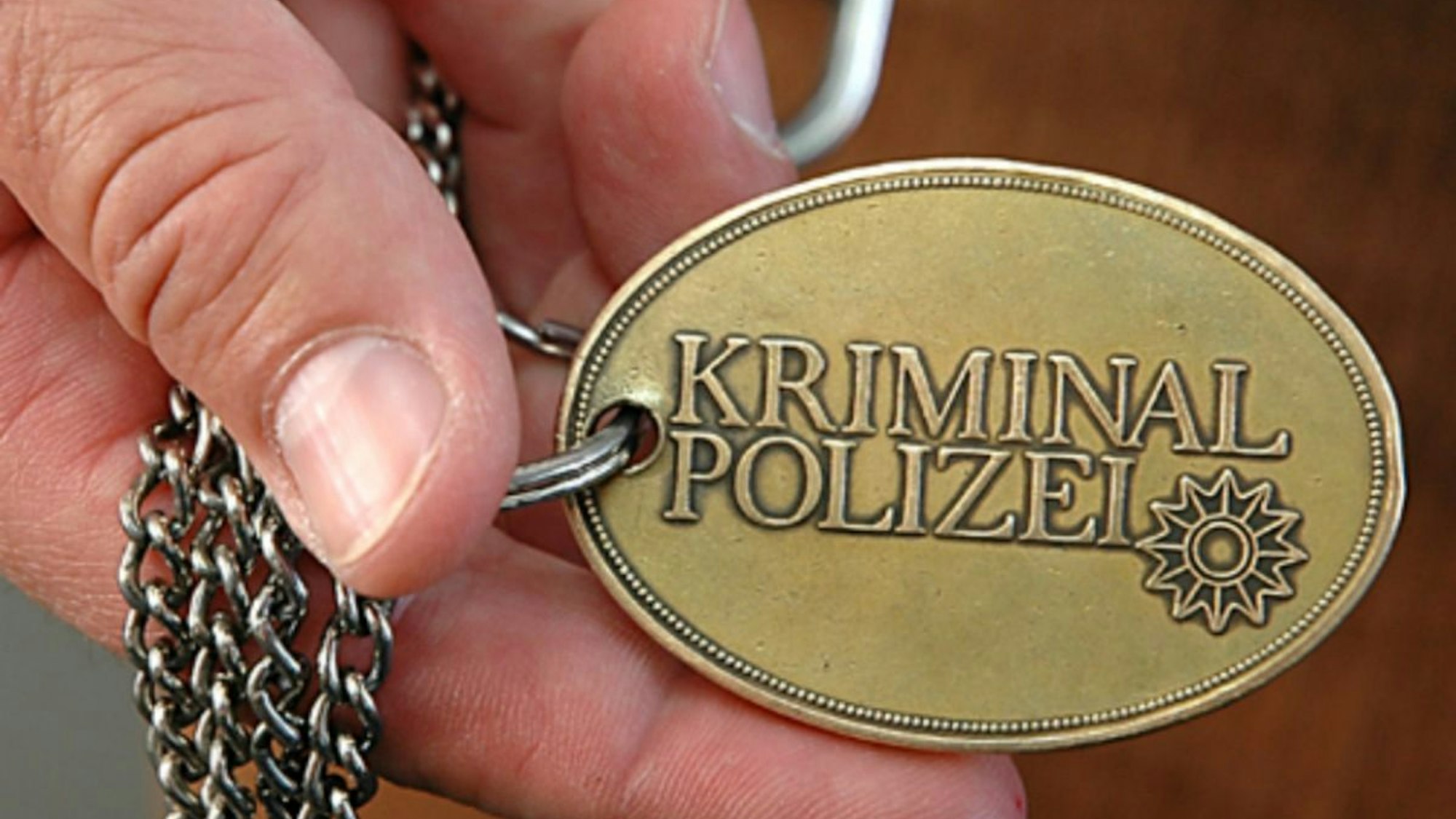 Betrugsmasche: Falsche Microsoft-Mitarbeiter betrügen Seniorin.