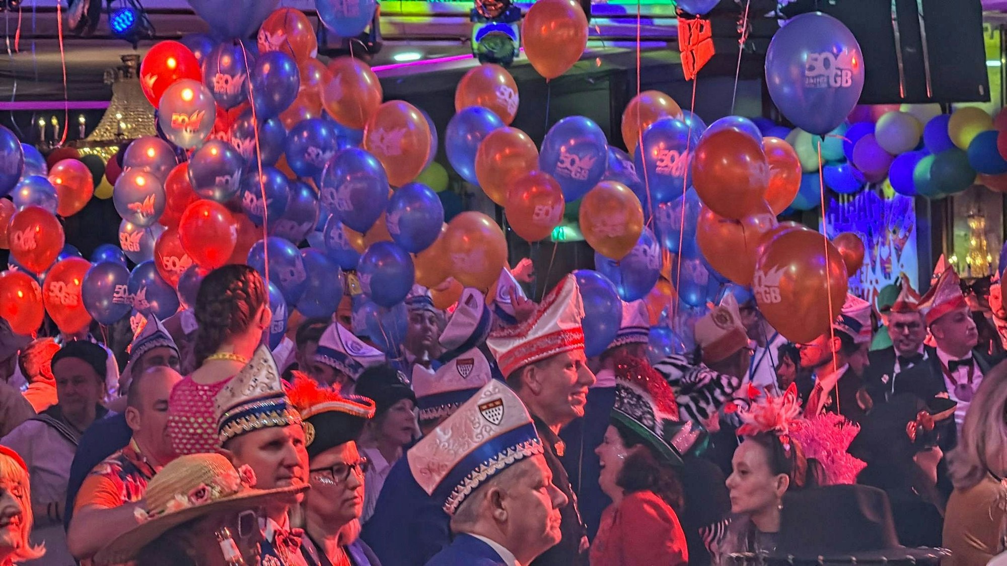 Blick in den Saal des Pullman Hotels bei einer Sitzung.