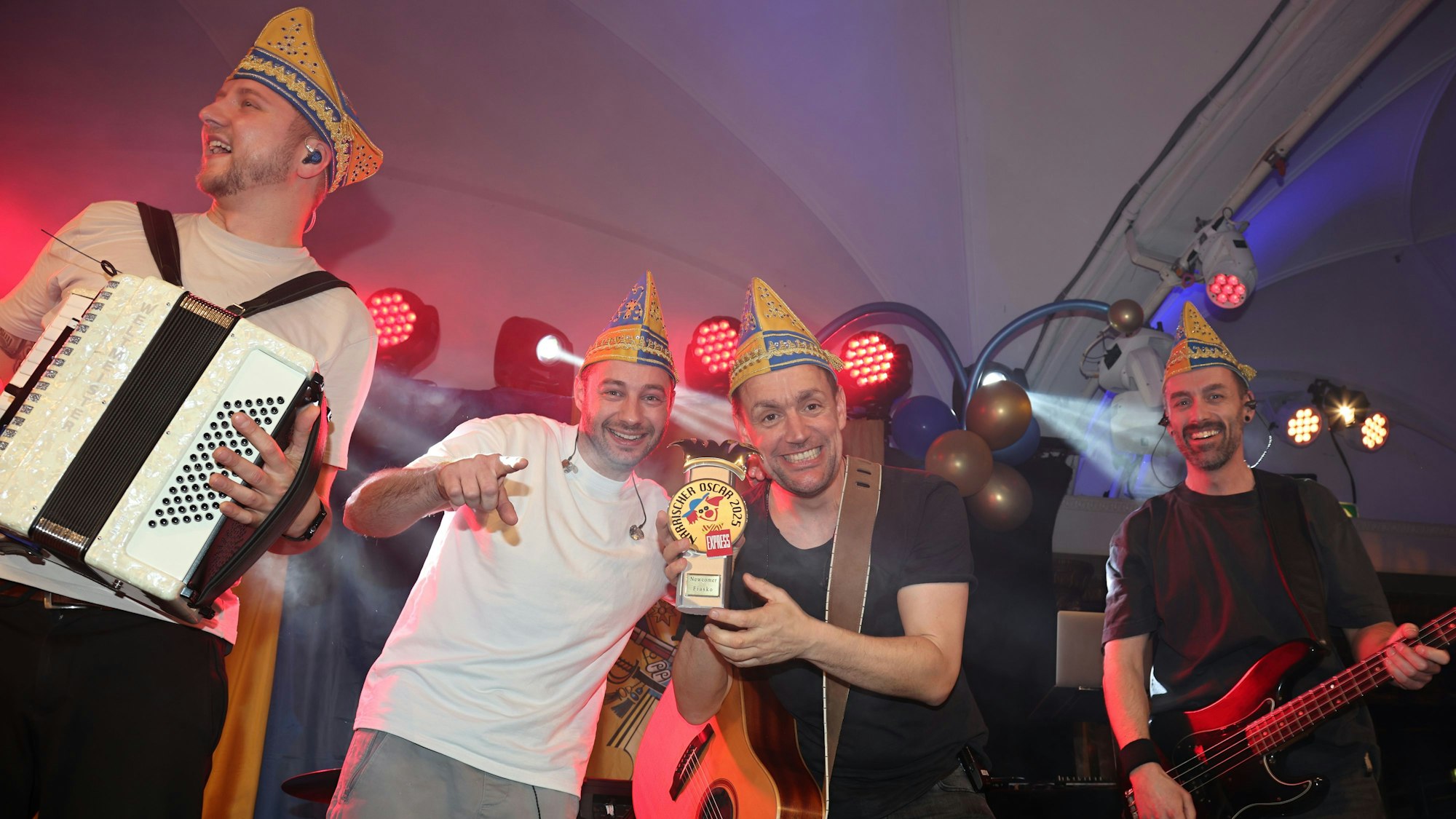 Die Band Fiasko mit dem Närrischen Oscar.