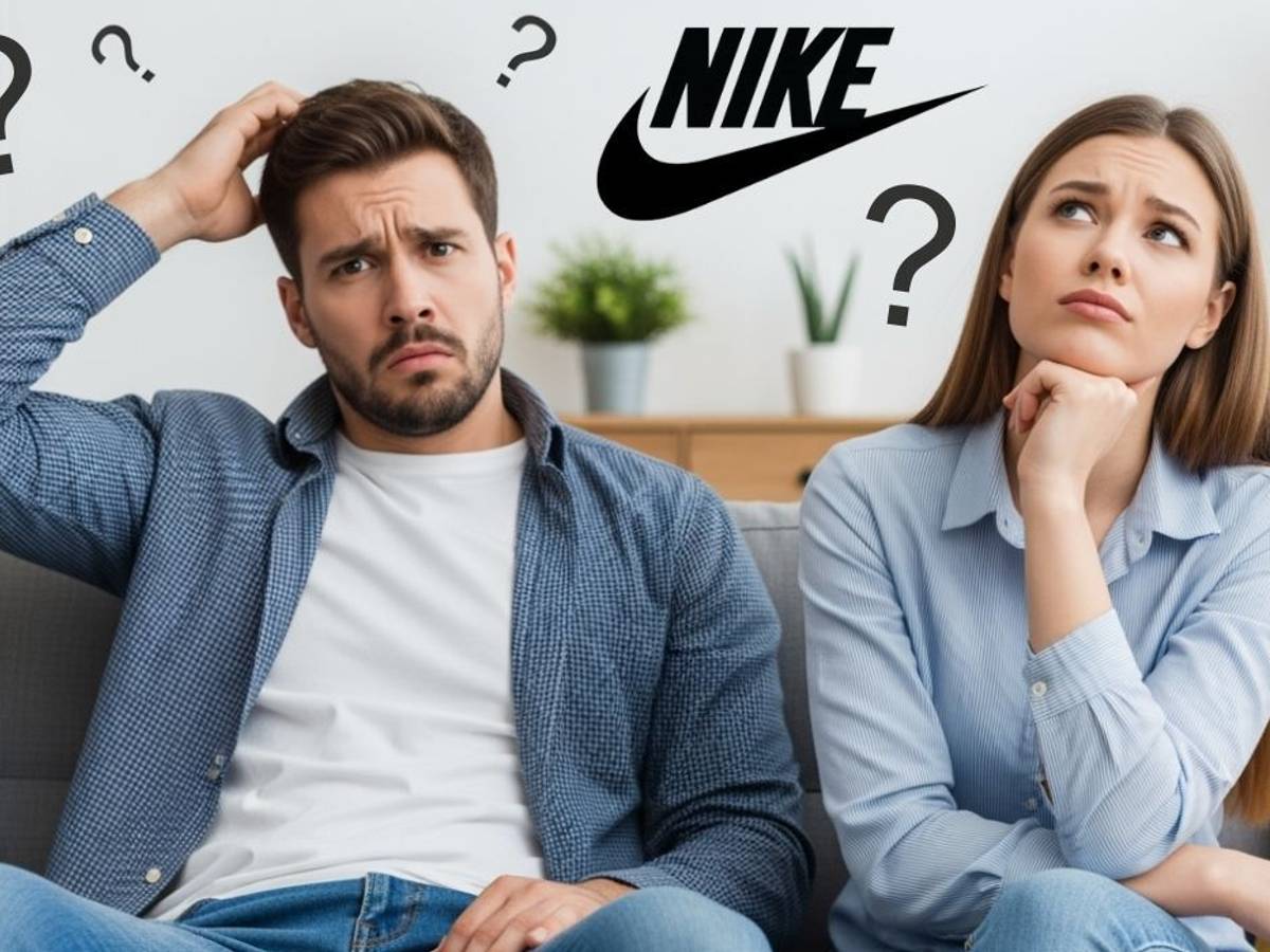 Ein junger Mann und eine junge Frau sitzen auf einer Couch und schauen nachdenklich, über ihren Köpfen sind Fragezeichen, zwischen ihnen das Logo der Marke Nike.