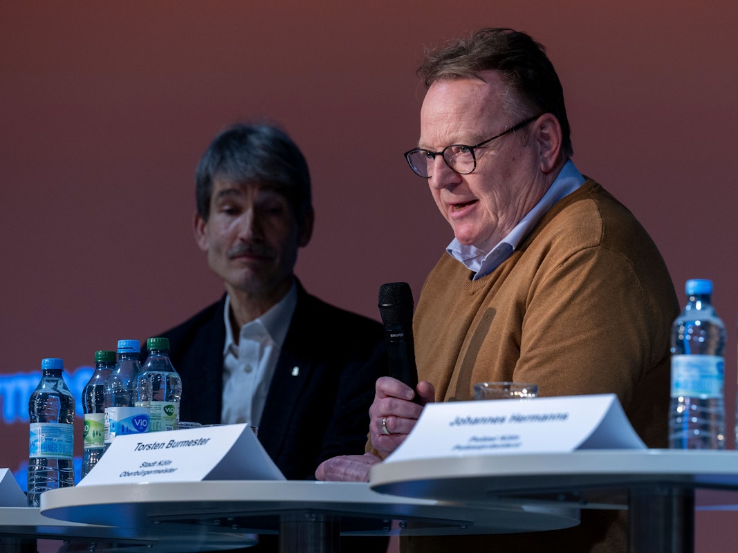 OB Torsten Burmester gerät wegen des Suchthilfezentrums (SHZ) am Kölner Perlengraben unter Druck. Es hagelte erneut viel Kritik.