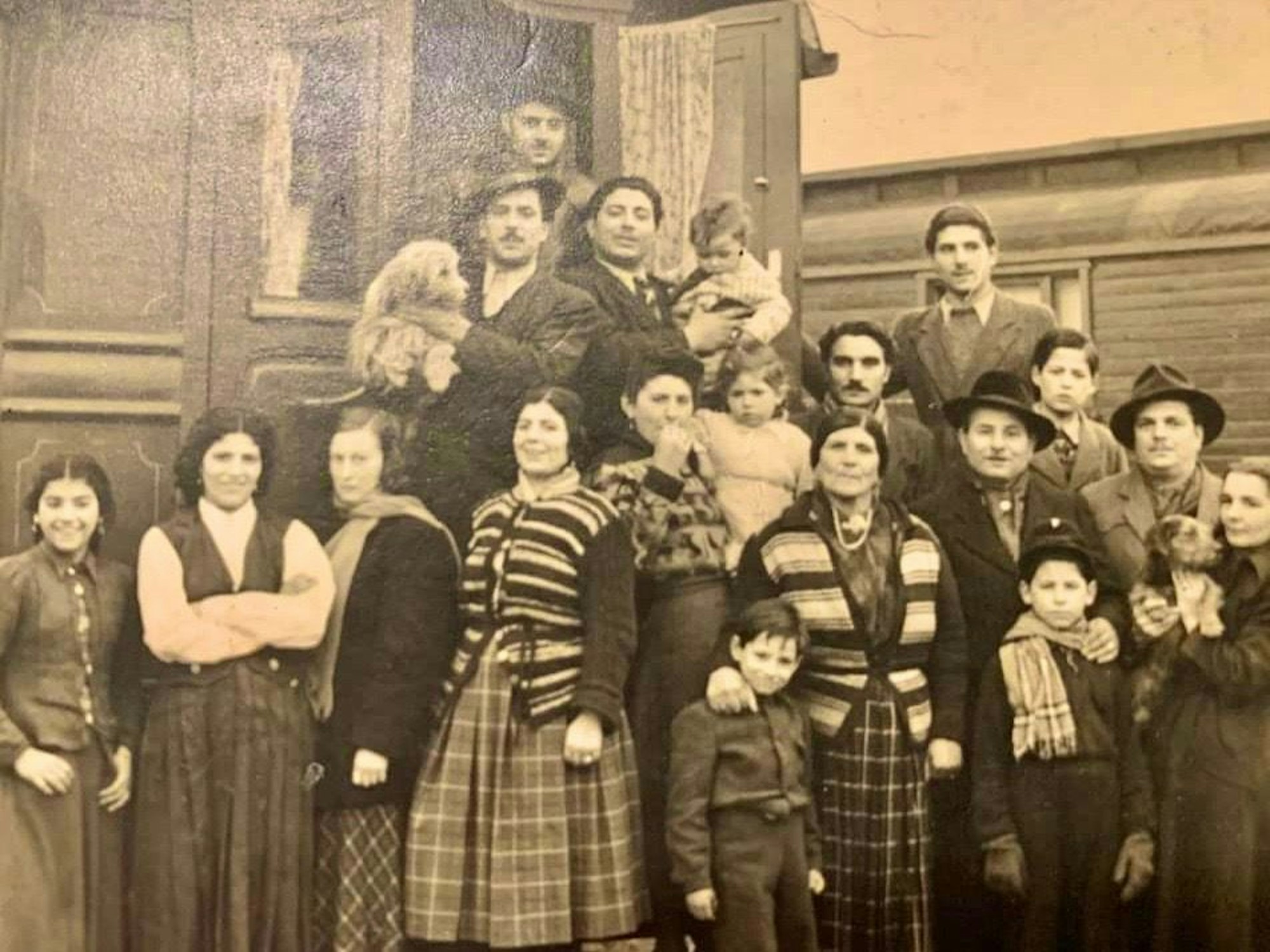 Die Rückkehr der Familien 1946 in Mönchengladbach.