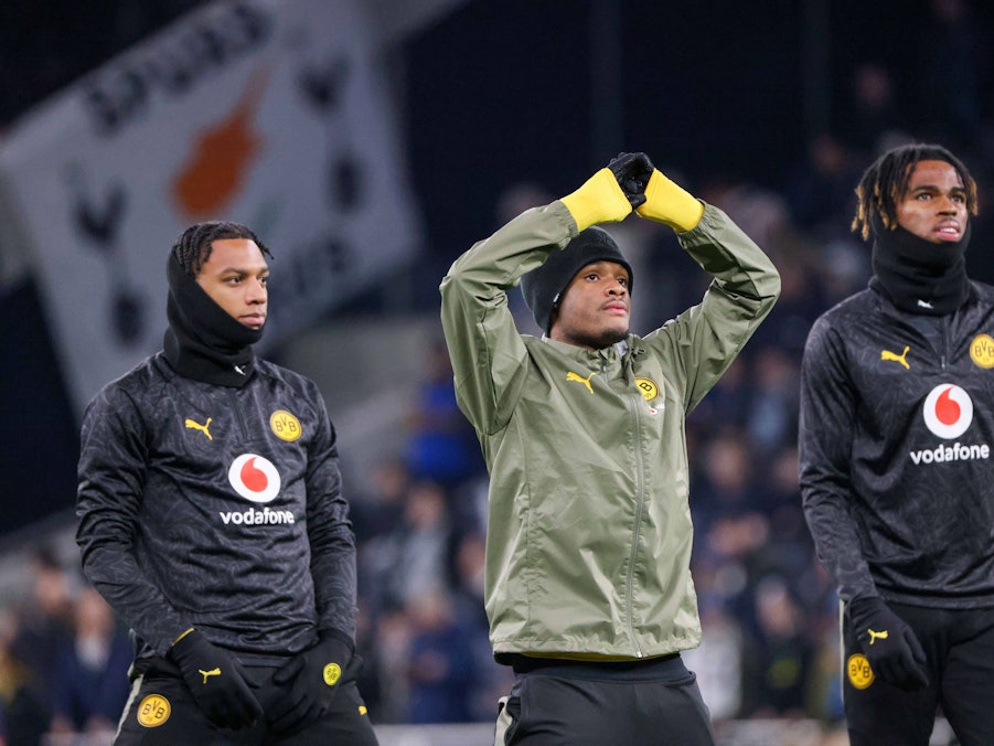 Fabio Silva, Julien Duranville und Filippo Mane schauen