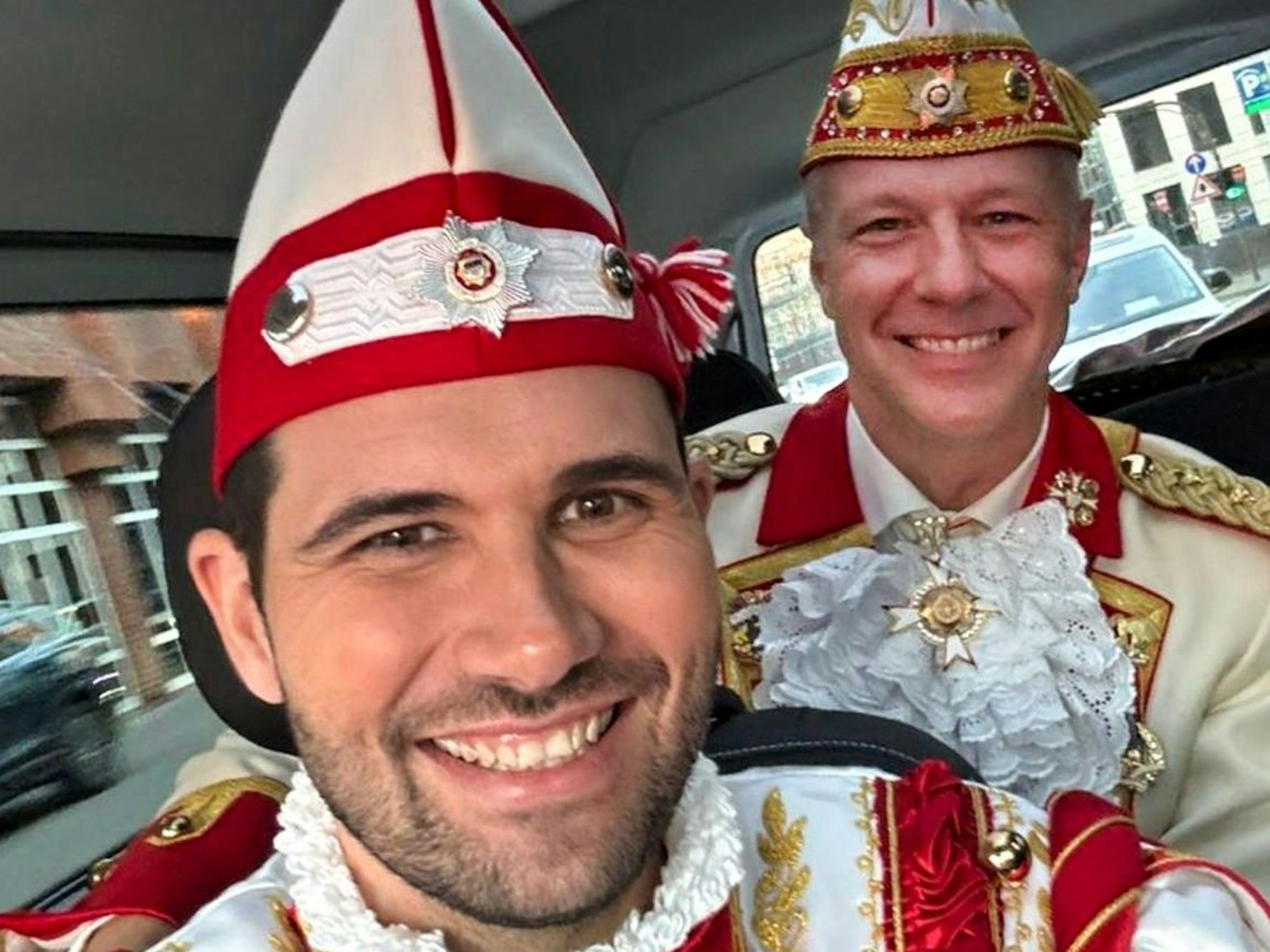 Prinz Niklas I. mit Marcus Gottschalk, dem Protokollchef des Dreigestirns.