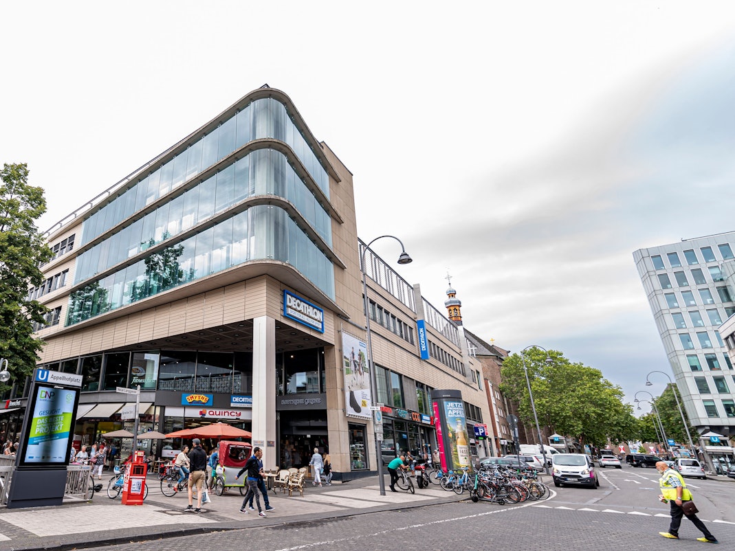 Das Shoppingcenter Quincy in der Kölner Innenstadt. Hier eröffnet ein neues Fastfood-Restaurant.