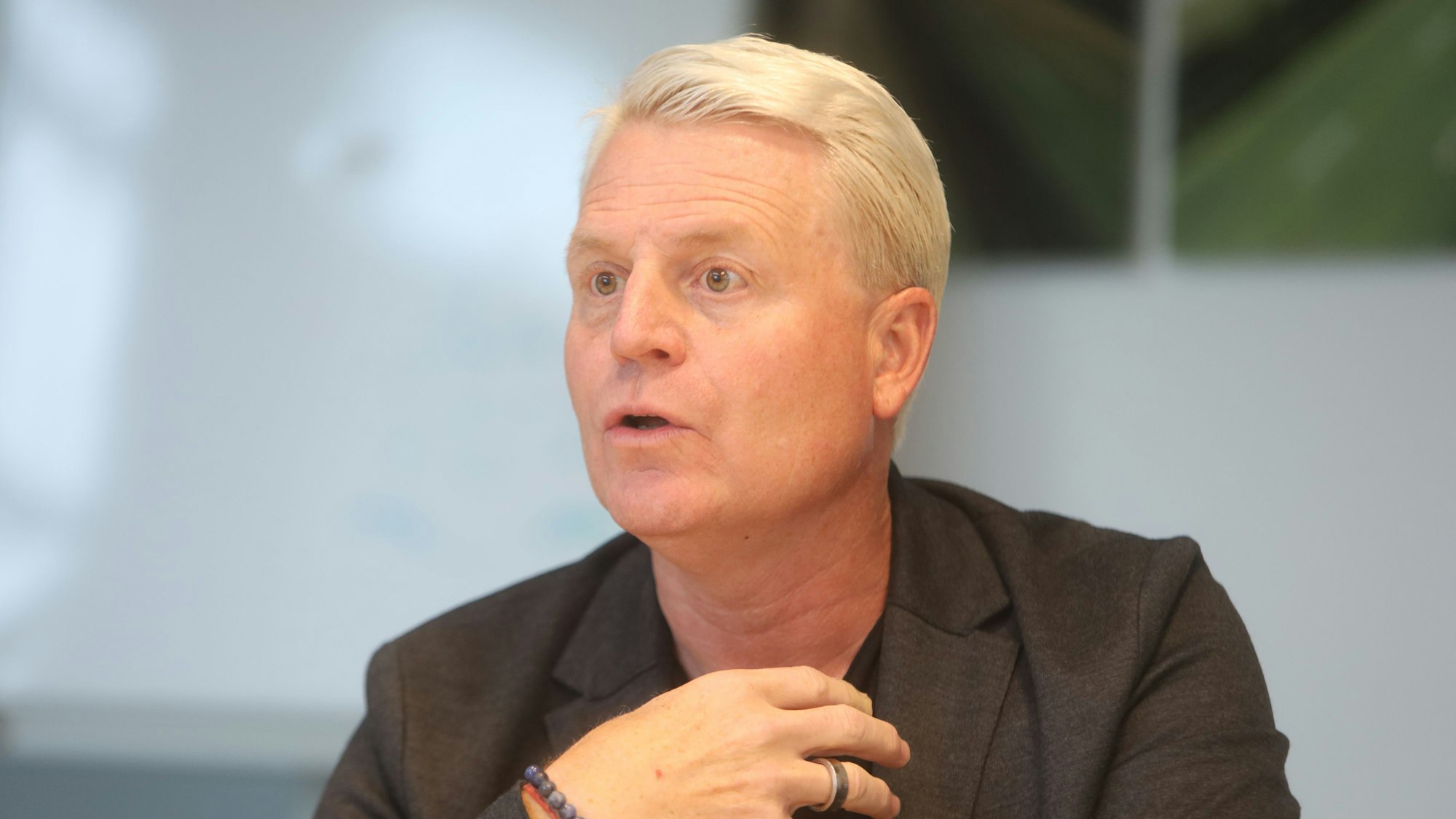 Guido Cantz hat sich jetzt zum Thema Witze über Trump geäußert.