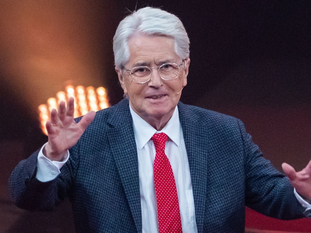 Showerfinder Frank Elstner findet es gut, dass „Wetten, dass..?“ künftig von Bill und Tom Kaulitz moderiert wird. (Bild: 2019 Getty Images/Joshua Sammer)