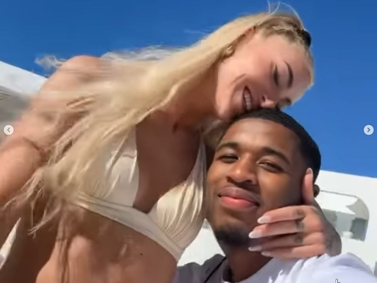 Alisha Lehmann und ihr neuer Freund Montel Brian McKenzie posieren für ein Selfie-Video.