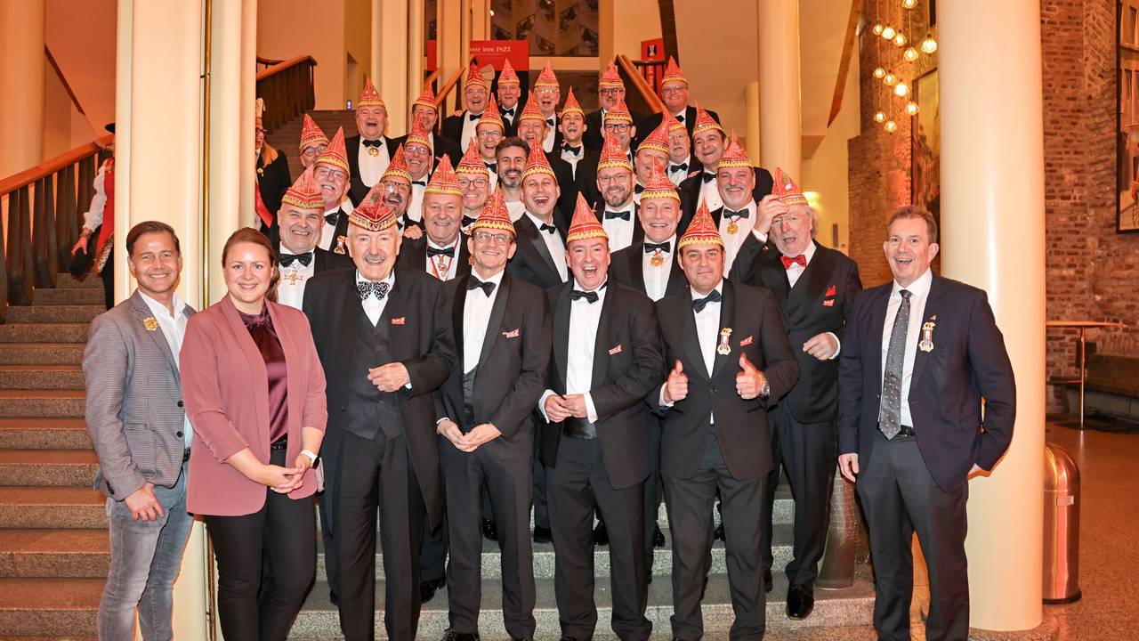 Ehemalige Dreigestirne beim Gruppenbild im Gürzenich.
