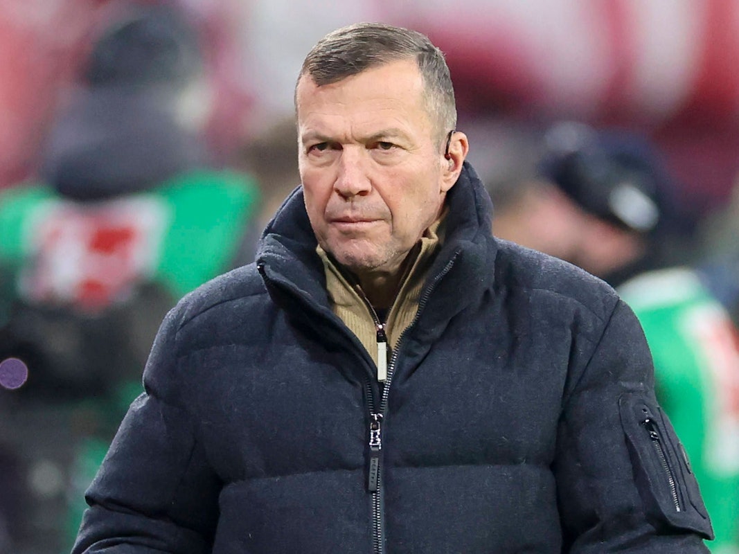 Experte Lothar Matthäus schaut.