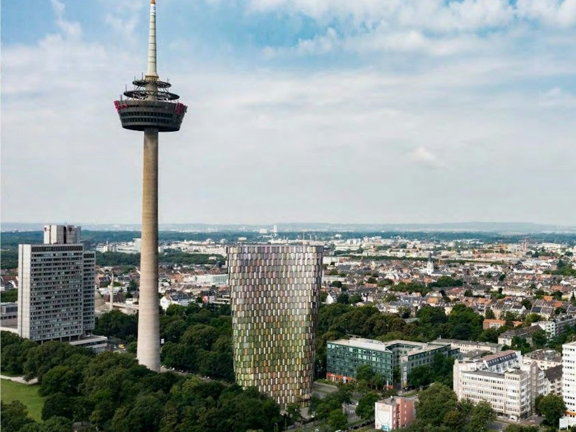 Wird weiter geplant: Das 96-Meter-Hochhaus am Colonius.