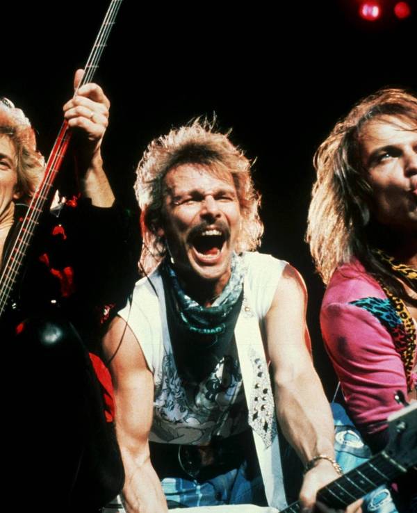 Klaus Meine, Francis Buchholz, Rudolf Schenker und Matthias Jabs bei einem Auftritt 1988.