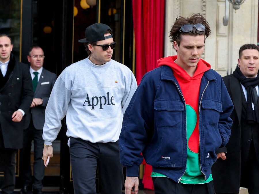 Cruz & Brooklyn Beckham mit Security