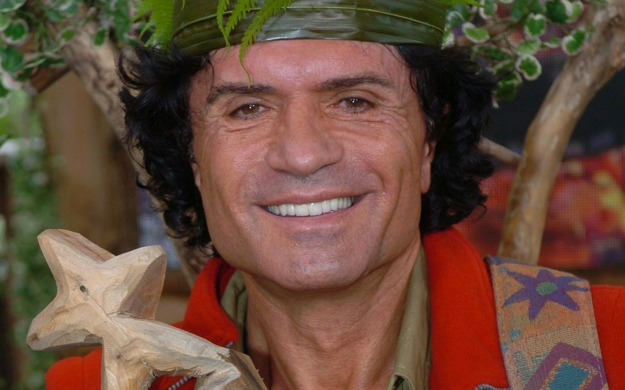 Schlagersänger Costa Cordalis gewann 2004 die erste Dschungelcamp-Staffel. (Bild: RTL / Stefan Menne)