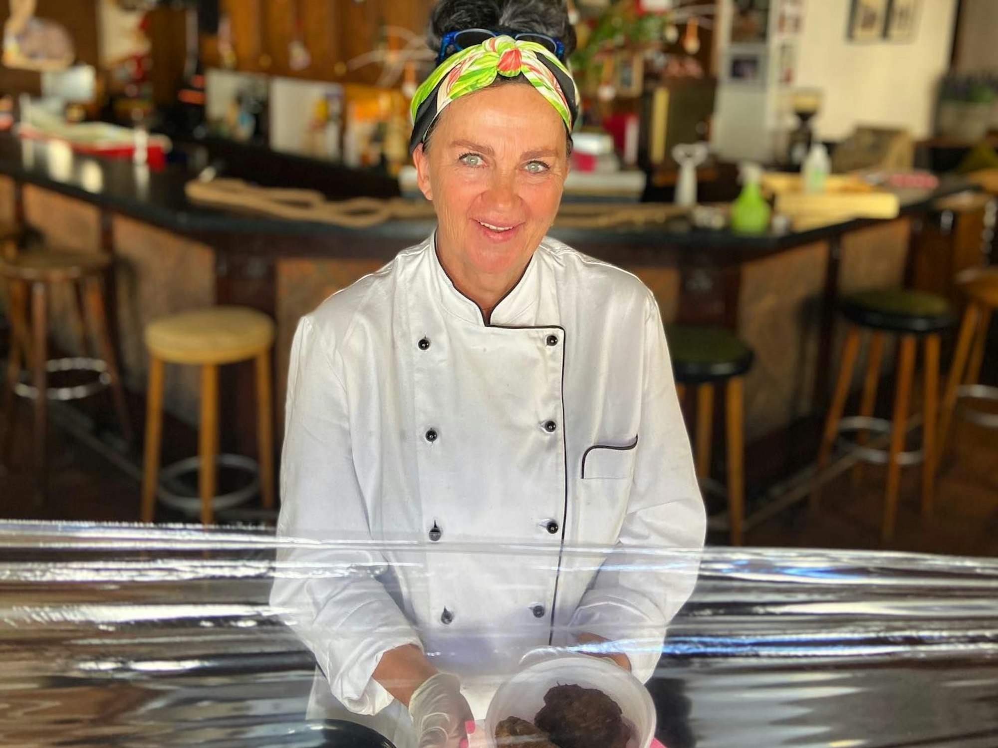 Das „Schill-Eck“ mit Wirtin Monika schließt Ende März.