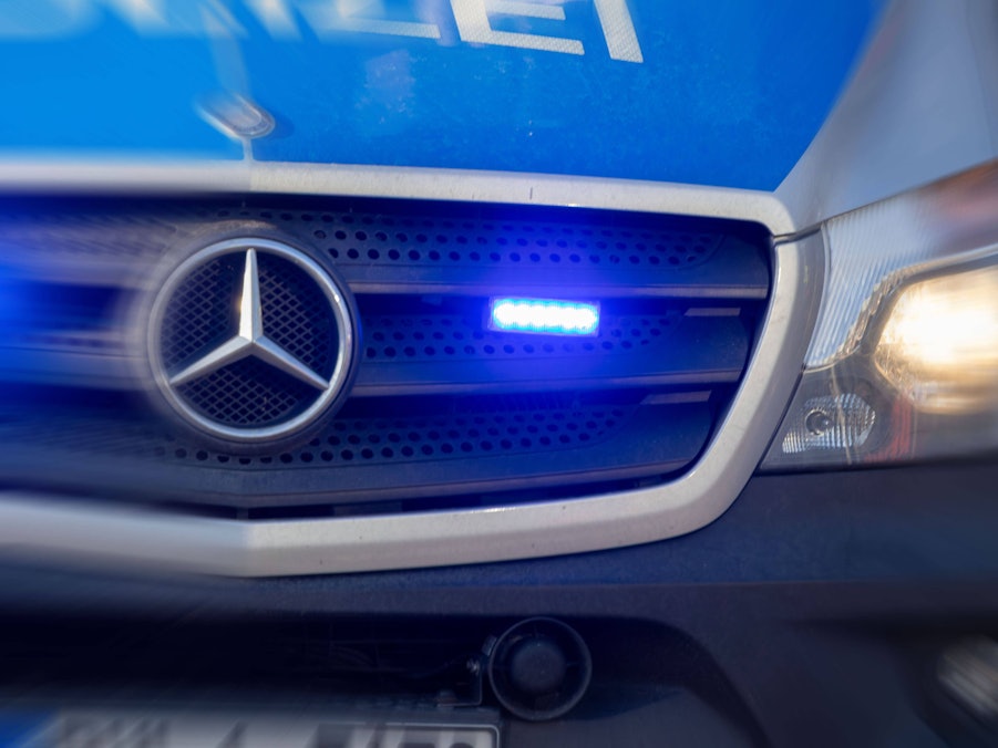 Blaulicht an einem Polizeiauto
