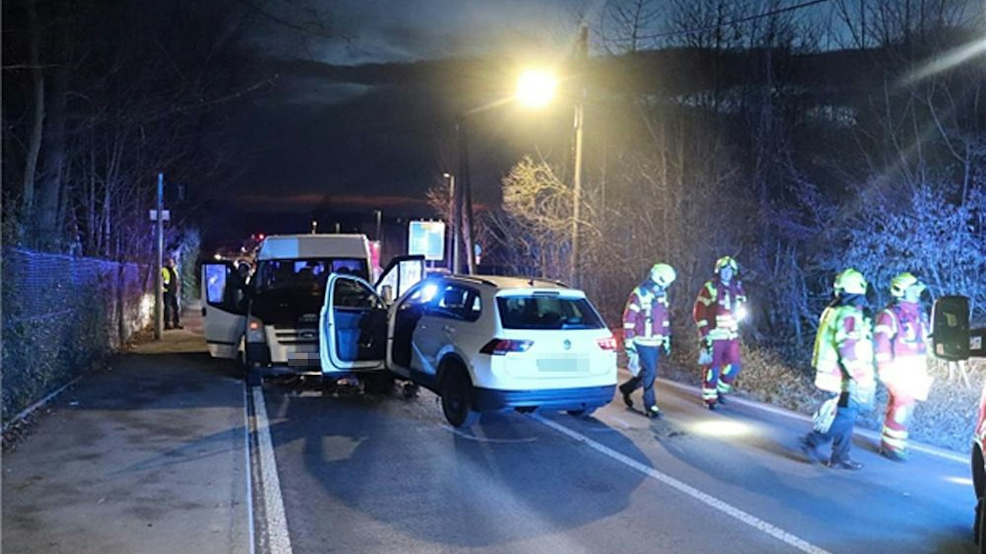 Verkehrsunfall in Heiligenhaus nach internistischem Notfall.