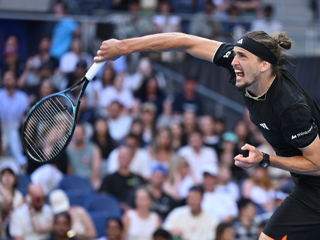 Alexander Zverev bei einem beherzten Aufschlag