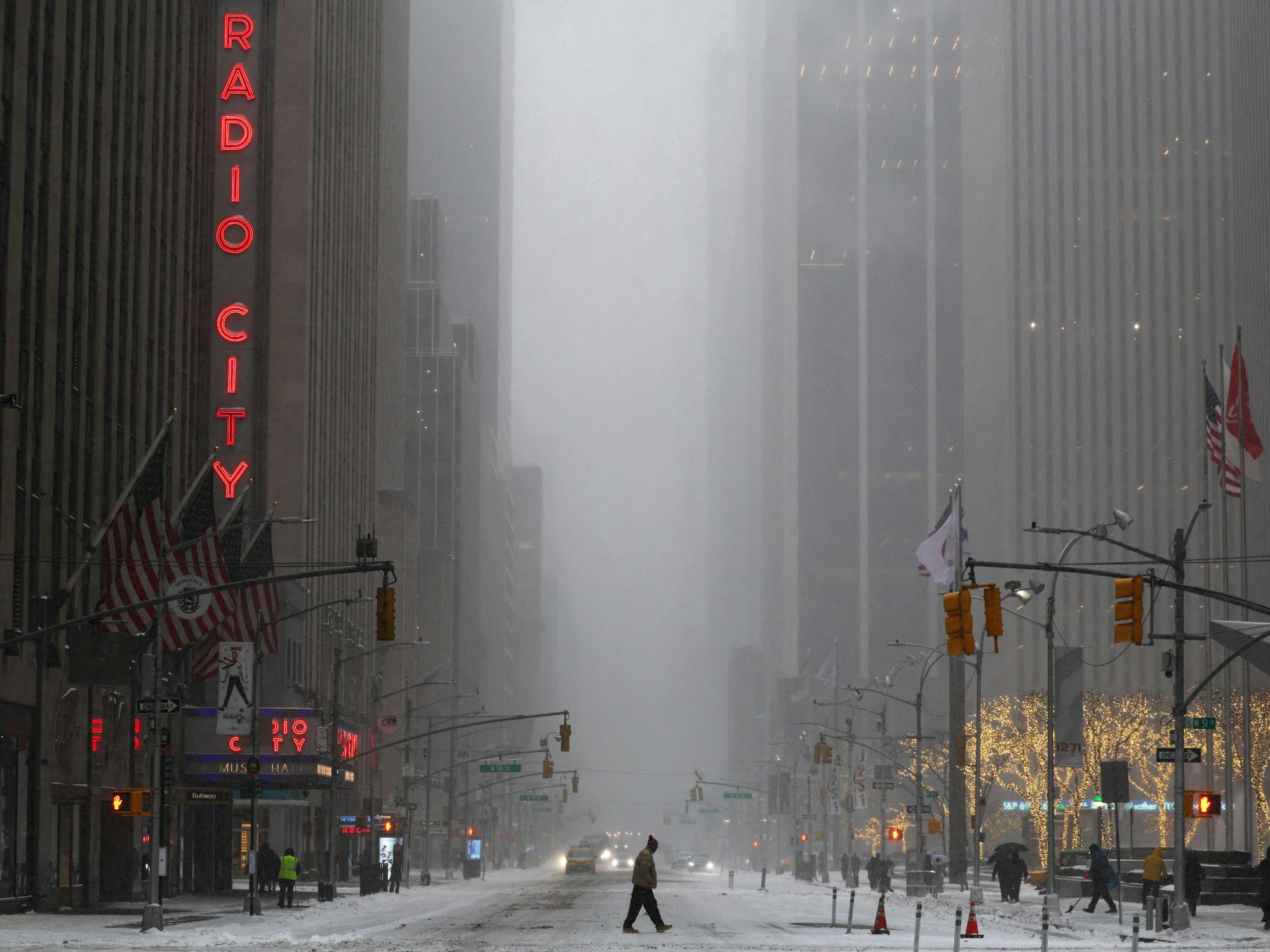 Winterstimmung auch in der Sixth Avenue in Manhattan.